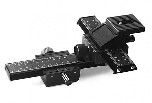 Vierwegmakroschlitten für perfekte Makro Aufnahmen